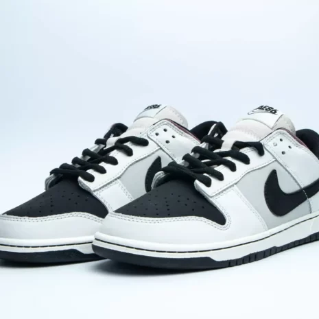 Nike SB Dunk Low ''Initial D Toyota AE86'' (OEM)