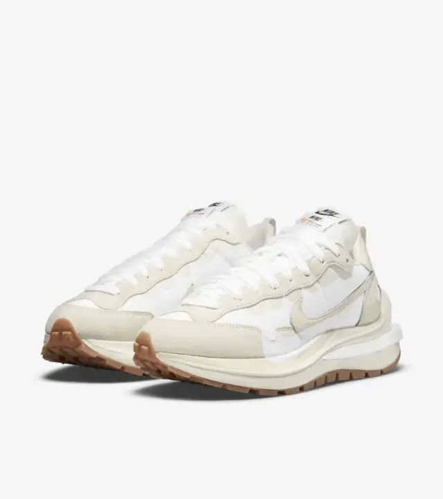 Nike x sacai ''Vapor Waffle'' White and Gum